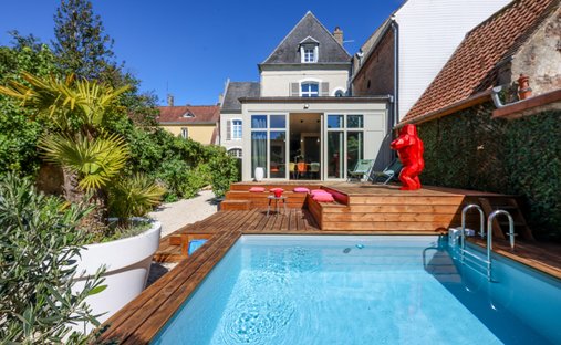 House in Montreuil-sur-Mer, Hauts-de-France, France 1