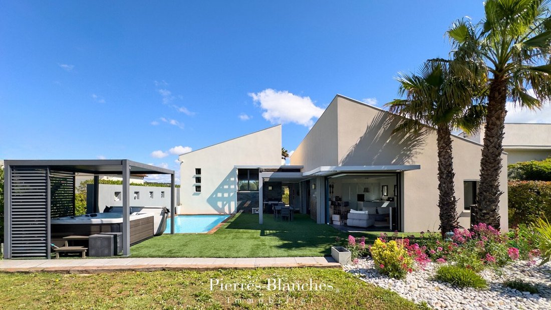 Villa in Juvignac, Occitania, France 1 - 17885857