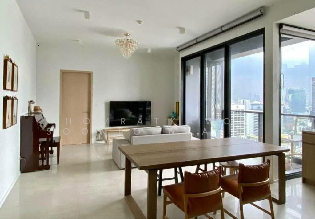 Condo in Bang Rak, Krung Thep Maha Nakhon, Thailand 1 - 17886110