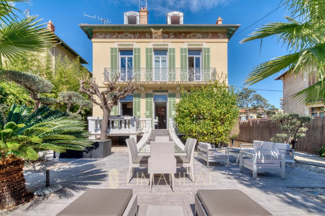 Villa in Petit-Juas, Cannes, France 1 - 16877708