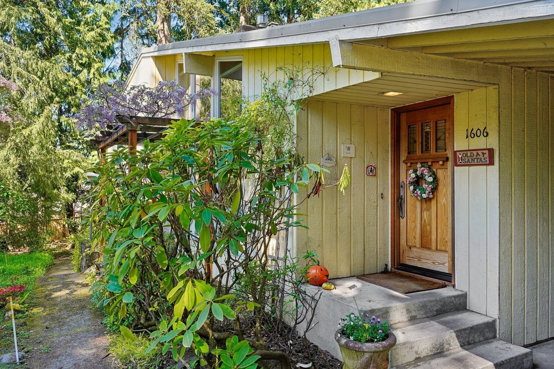 House in Bellevue, Washington, United States 3 - 17885026