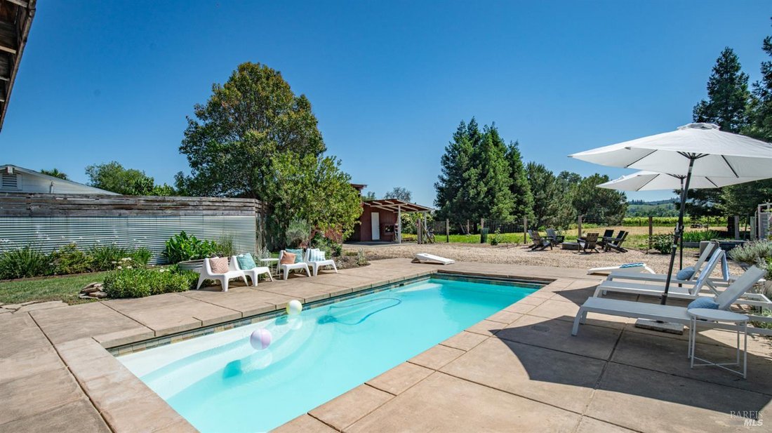 House in Healdsburg, California, United States 4 - 17834782