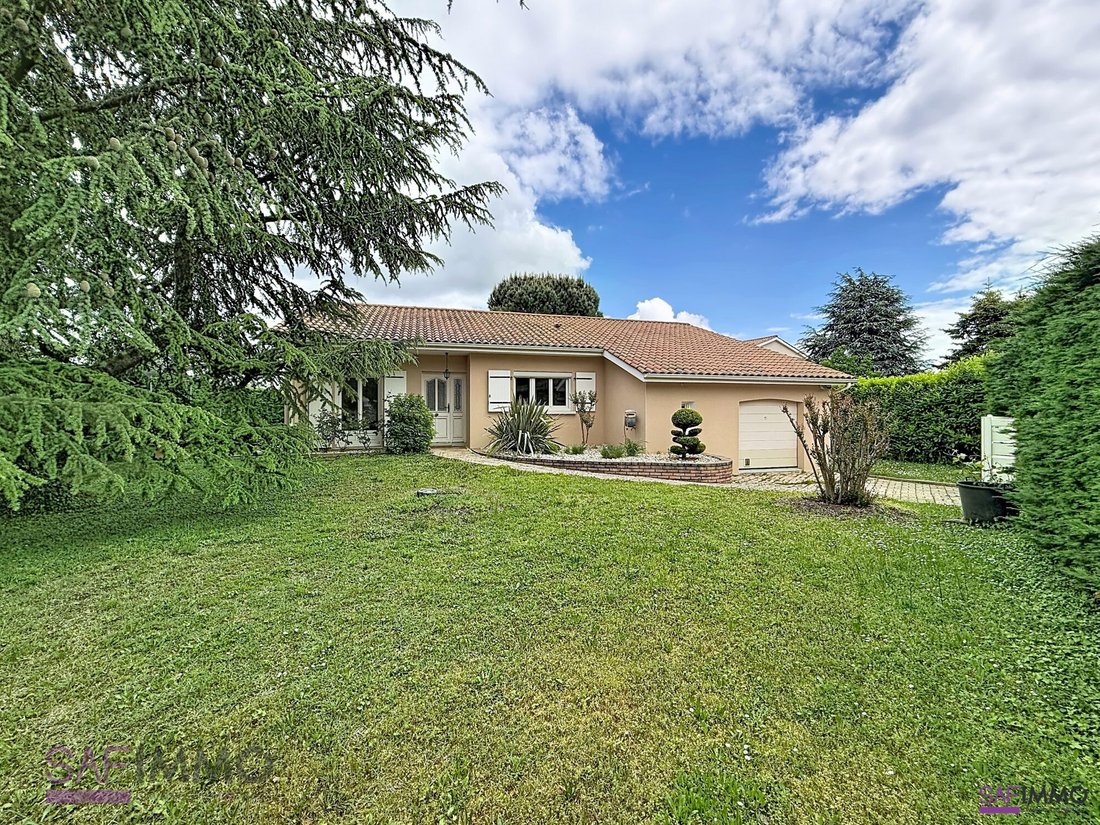 House in Chaponost, Auvergne-Rhône-Alpes, France 3 - 17886584