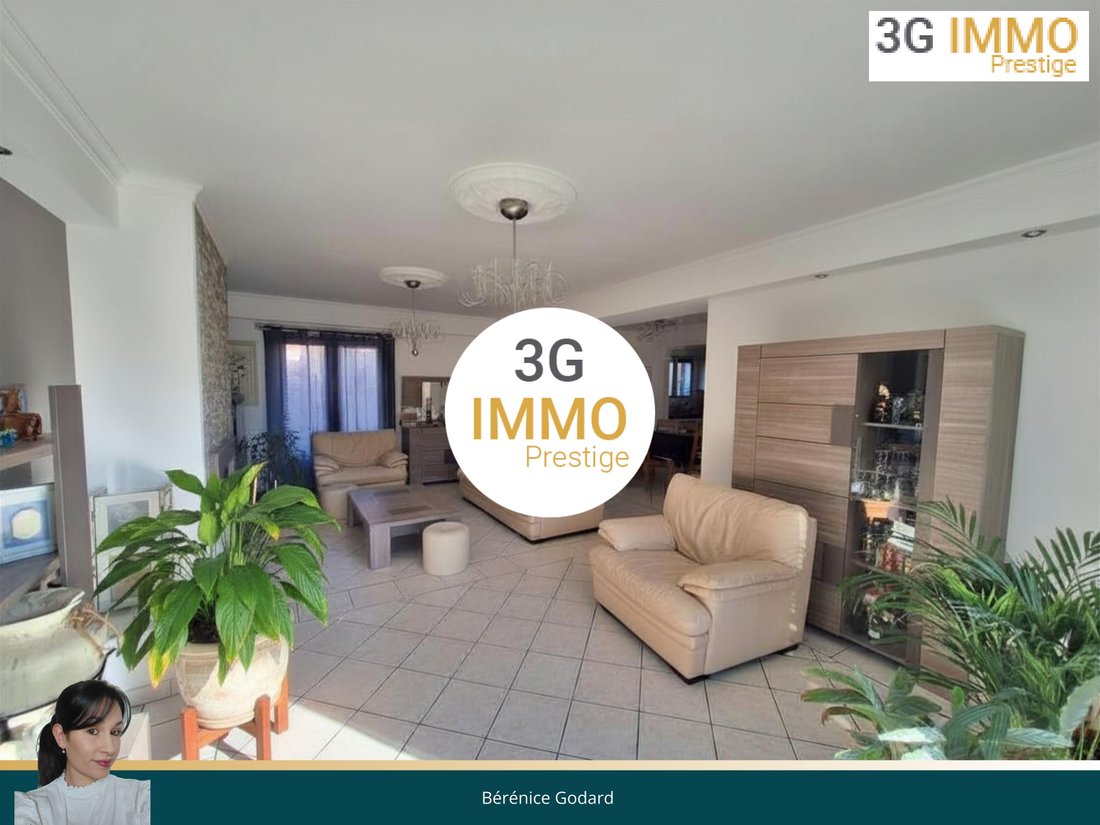 Villa in Est, Saint-Vincent-de-Tyrosse, France 4 - 17429490