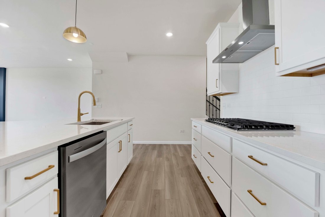 Townhouse in Aurora, Illinois, United States 3 - 17866089