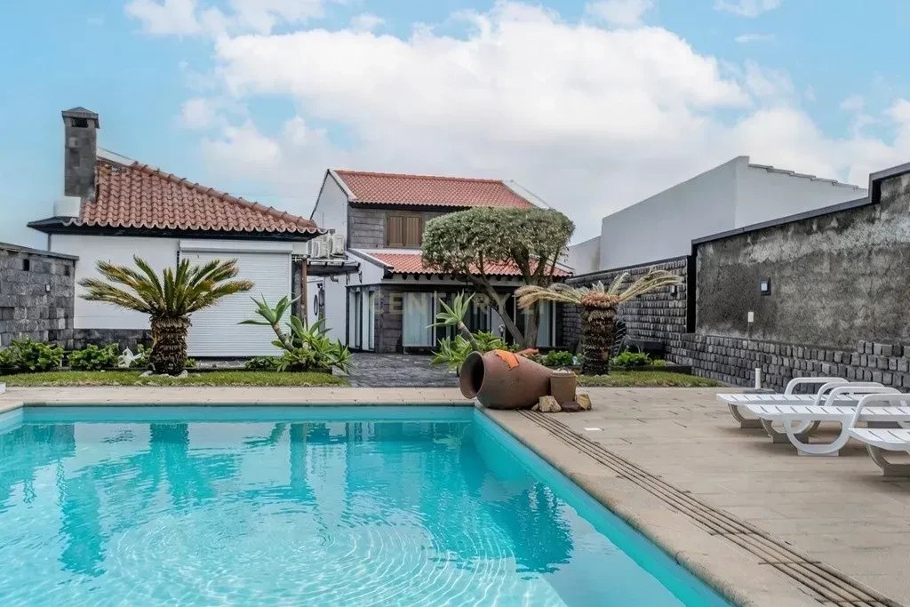 Villa in Mosteiros, Azores, Portugal 1 - 17884187