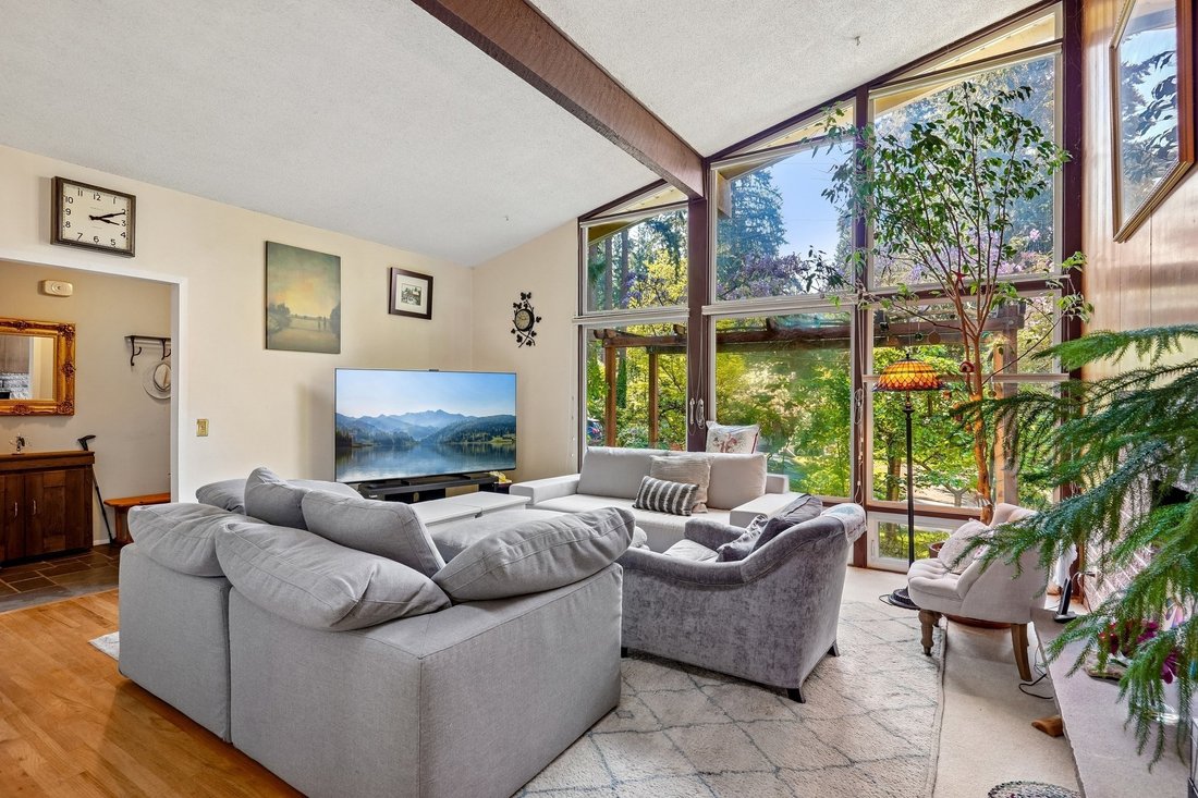 House in Bellevue, Washington, United States 1 - 17885026