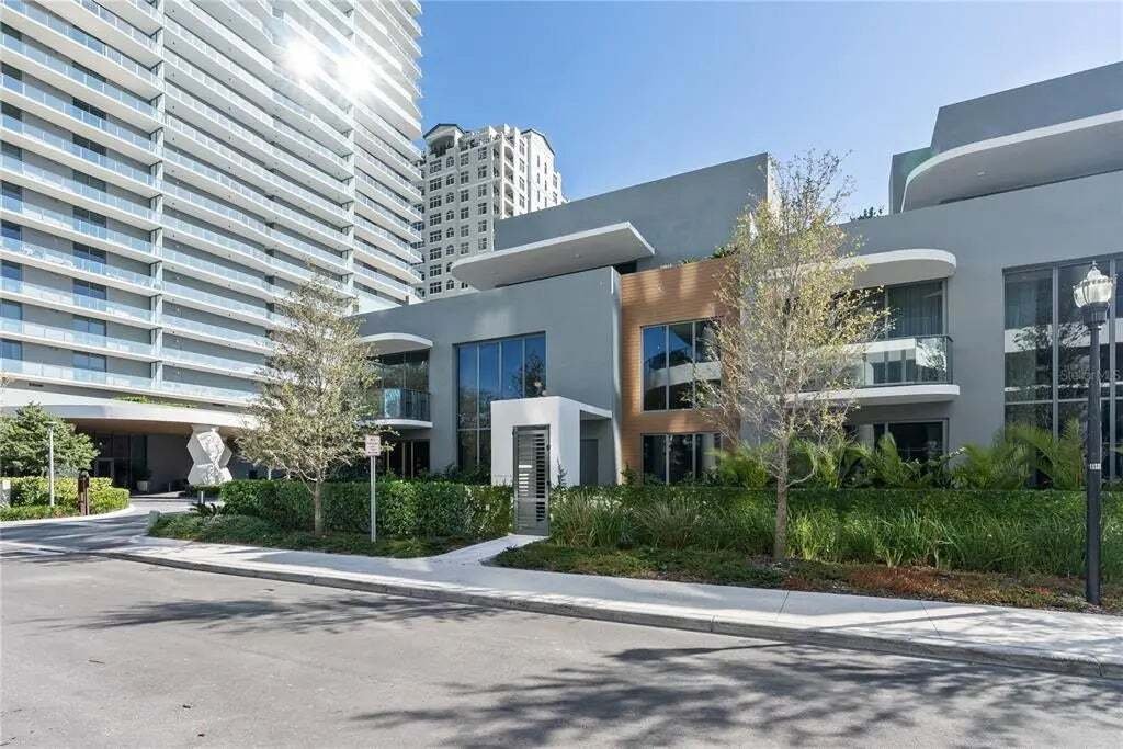 House in Tampa, Florida, United States 3 - 17886573