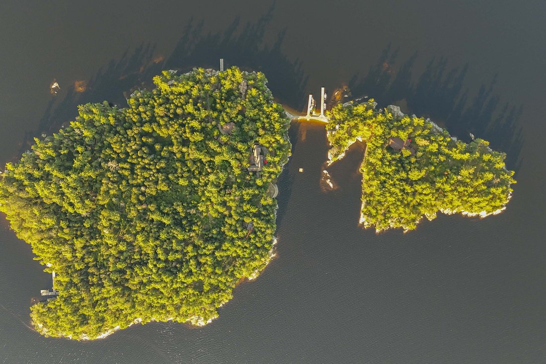 House in Windy Point, Ontario, Canada 2 - 17885599
