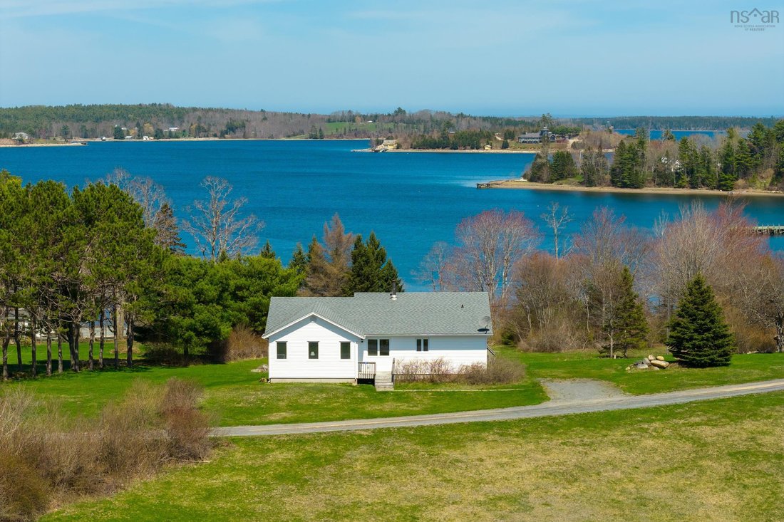 House in Lunenburg, Nova Scotia, Canada 1 - 17882919