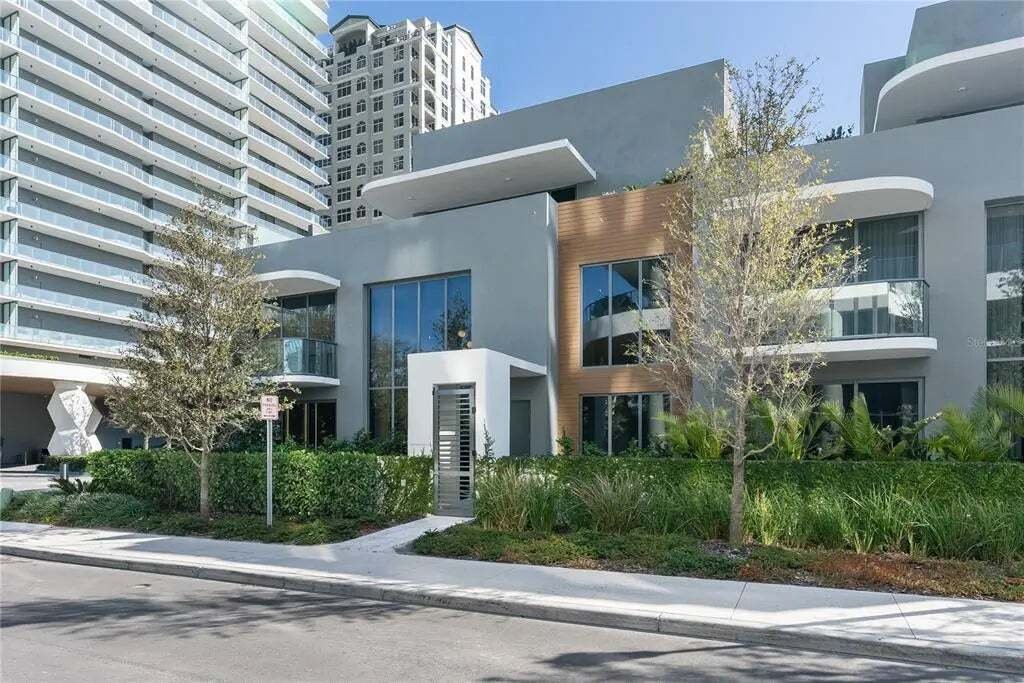 House in Tampa, Florida, United States 1 - 17886573