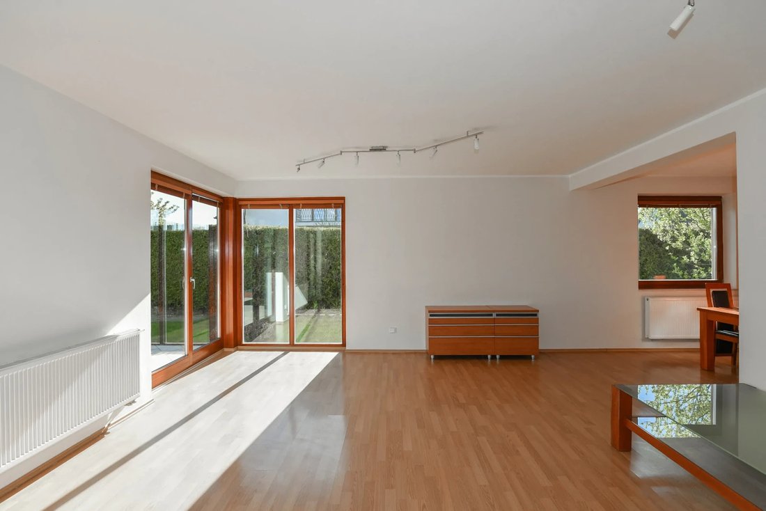 House in Jesenice, Prague, Czechia 4 - 17883564