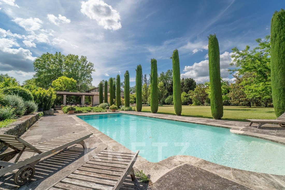 House in Saint-Rémy-de-Provence, Provence-Alpes-Côte d'Azur, France 1 - 17885210
