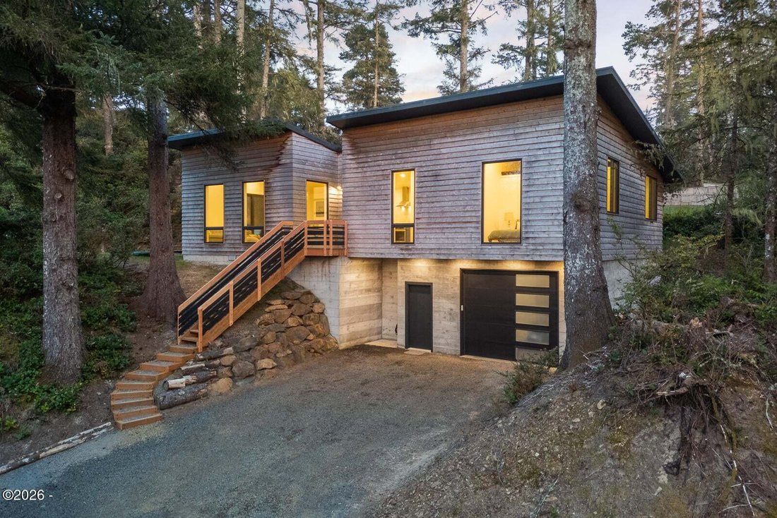 House in Pacific City, Oregon, United States 1 - 17883858