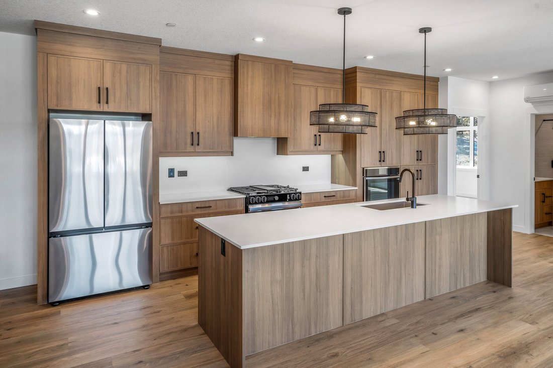 Apartment in Canmore, Alberta, Canada 3 - 17047267