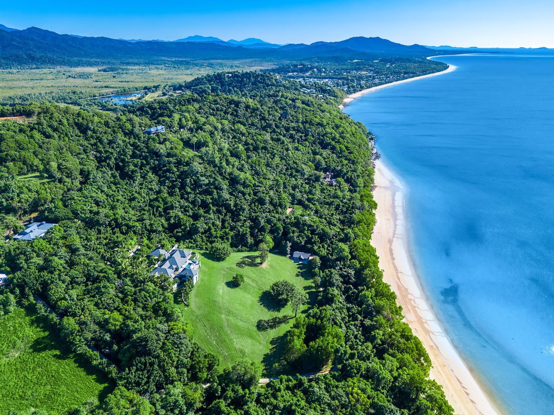 House in South Mission Beach, Queensland, Australia 2 - 17886496