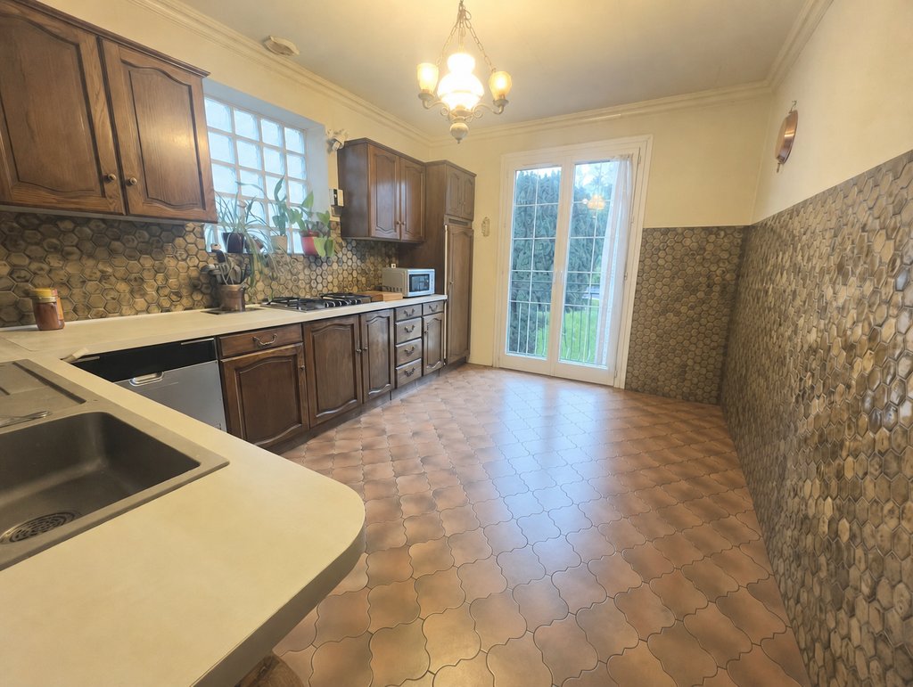 House in Creteil, Ile-de-France, France 5 - 17716109