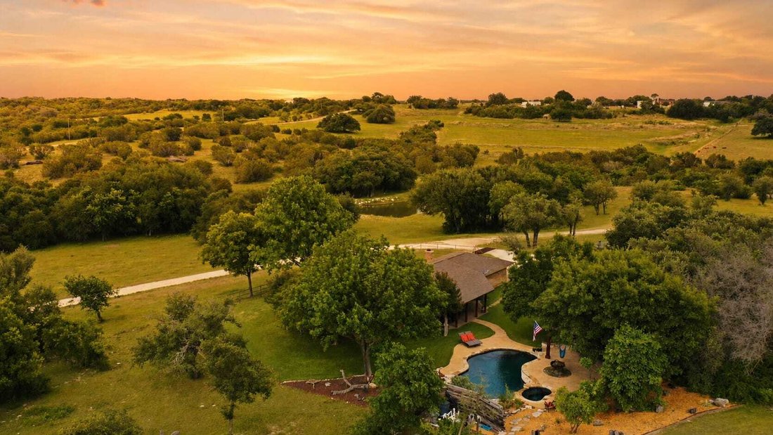 House in Stephenville, Texas, United States 1 - 17883653