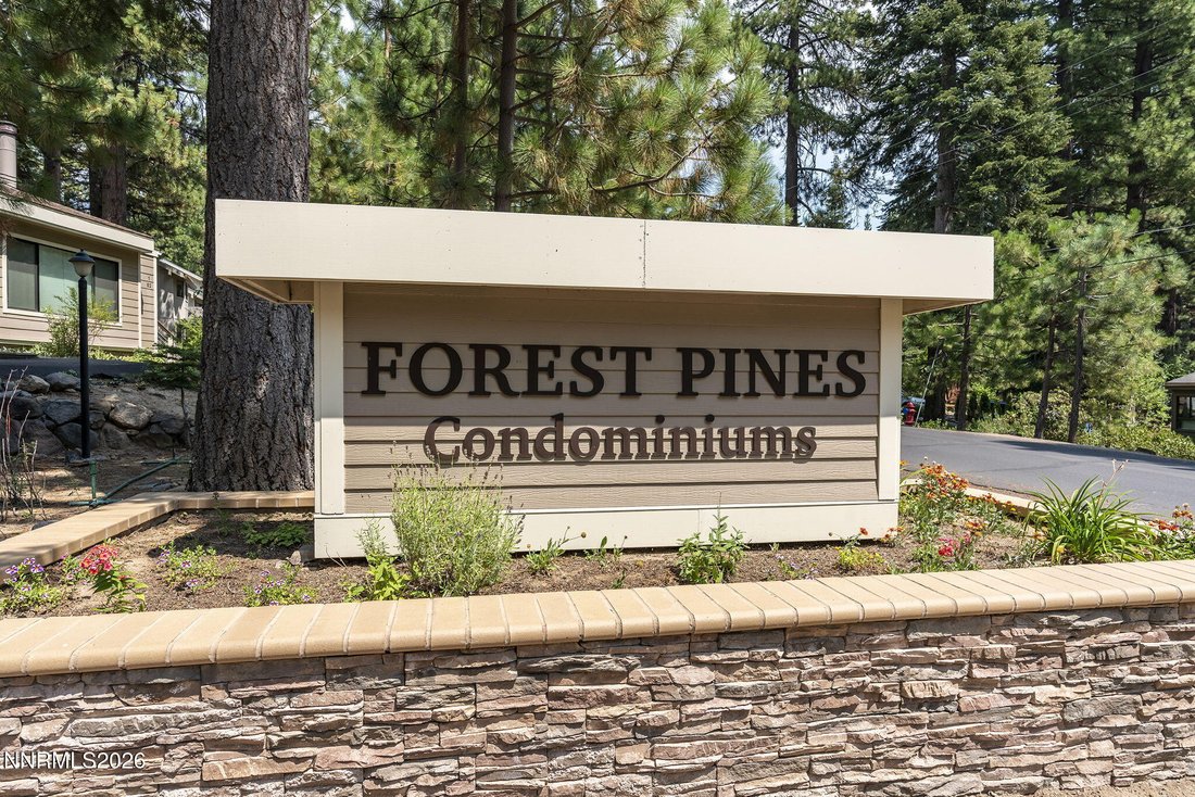 Condo in Incline Village, Nevada, United States 5 - 17884886