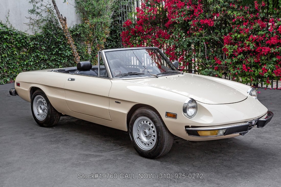 Alfa Romeo Spider Veloce 2000 in Los Angeles, CA 3 - 17886032