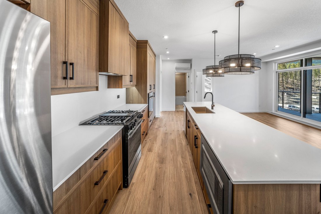 Apartment in Canmore, Alberta, Canada 4 - 17047267