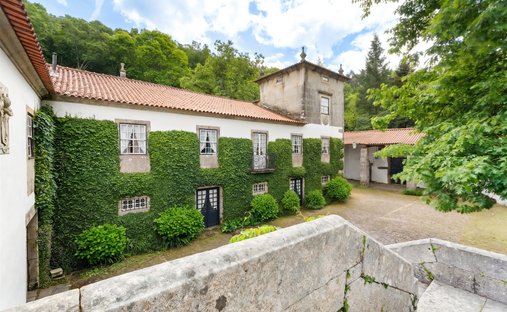 Azienda agricola a Arca e Ponte de Lima, Distretto di Viana do Castelo, Portogallo 1