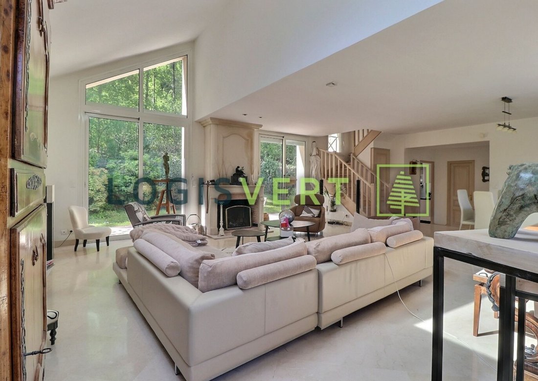 House in Gif-sur-Yvette, Ile-de-France, France 2 - 17883661