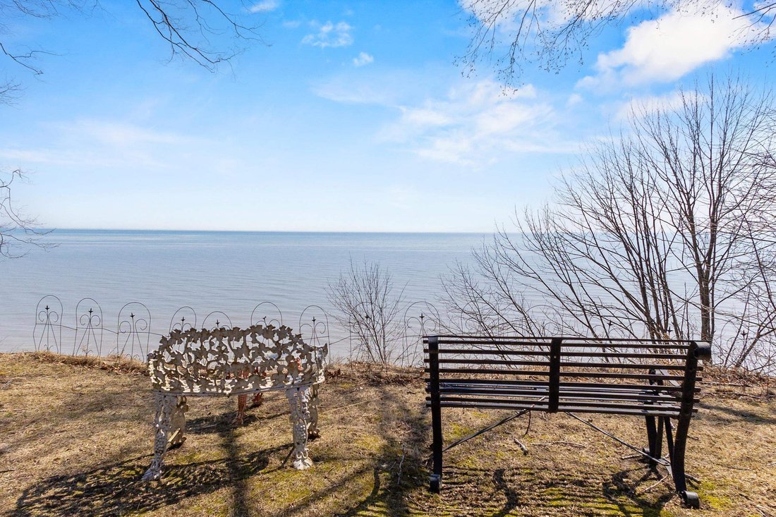 House in Manitowoc, Wisconsin, United States 3 - 17882413