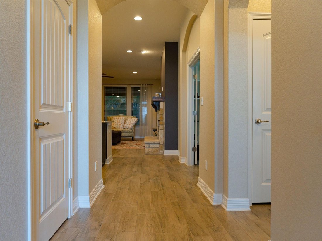 House in Georgetown, Texas, United States 4 - 17882490