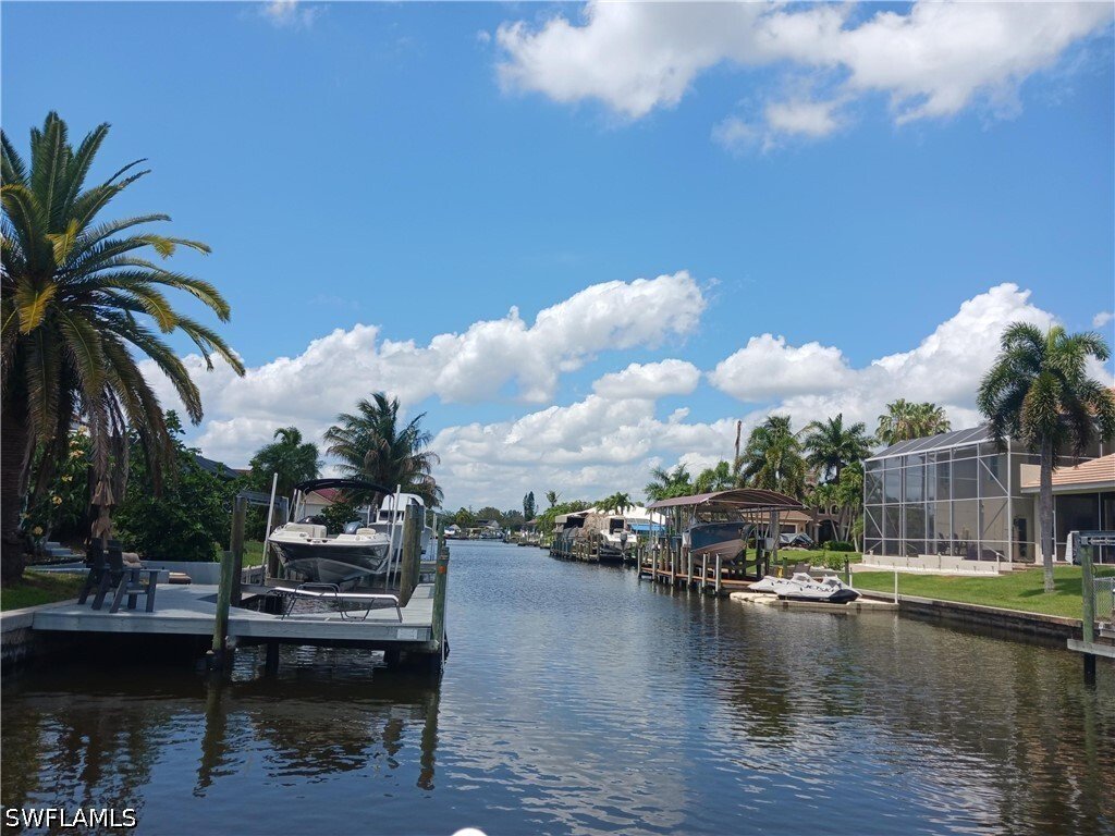 House in Cape Coral, Florida, United States 1 - 17882397