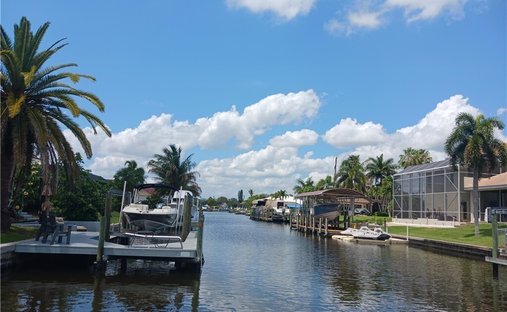 Casa en Cabo Coral, Florida, Estados Unidos 1