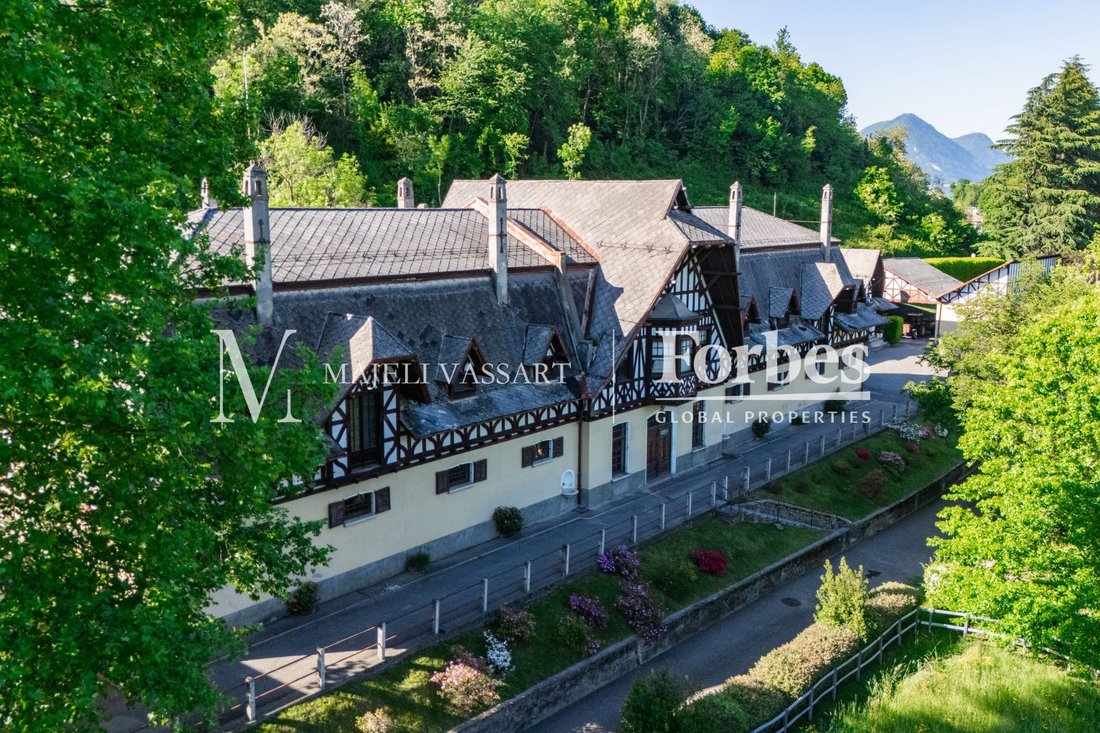 Farm Ranch in Anzano del Parco, Lombardei, Italien 1 - 17887322