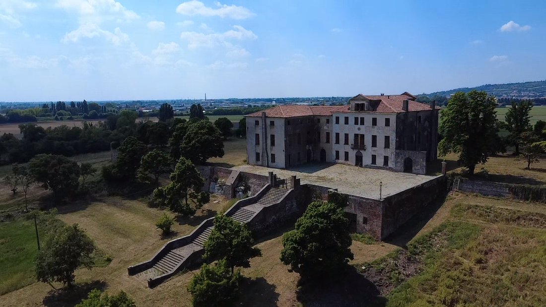 Villa in Calaone, Veneto, Italy 5 - 17887155