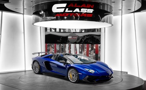 2017 Lamborghini Aventador SV awd in Dubai, United Arab Emirates 1