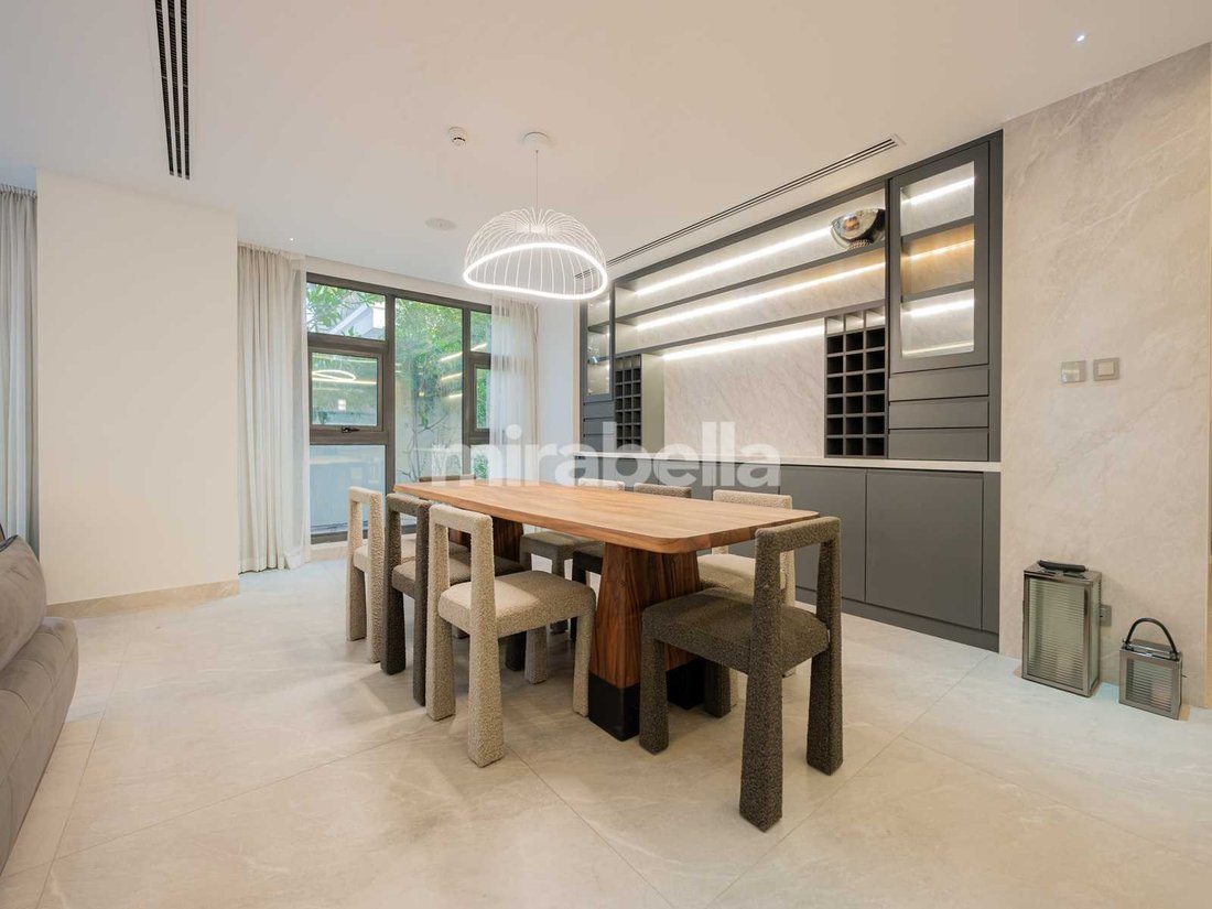 Villa in Jumeirah Golf Estates, Dubai, United Arab Emirates 4 - 17887391
