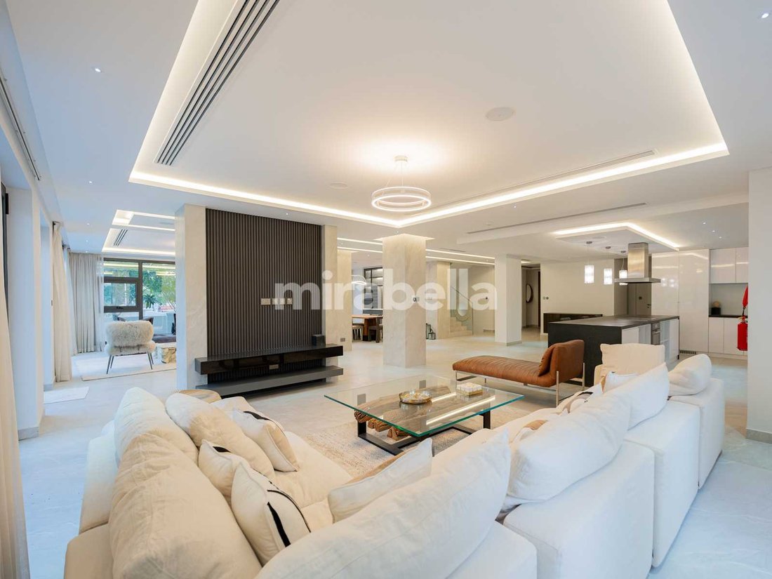 Villa in Jumeirah Golf Estates, Dubai, United Arab Emirates 5 - 17887391