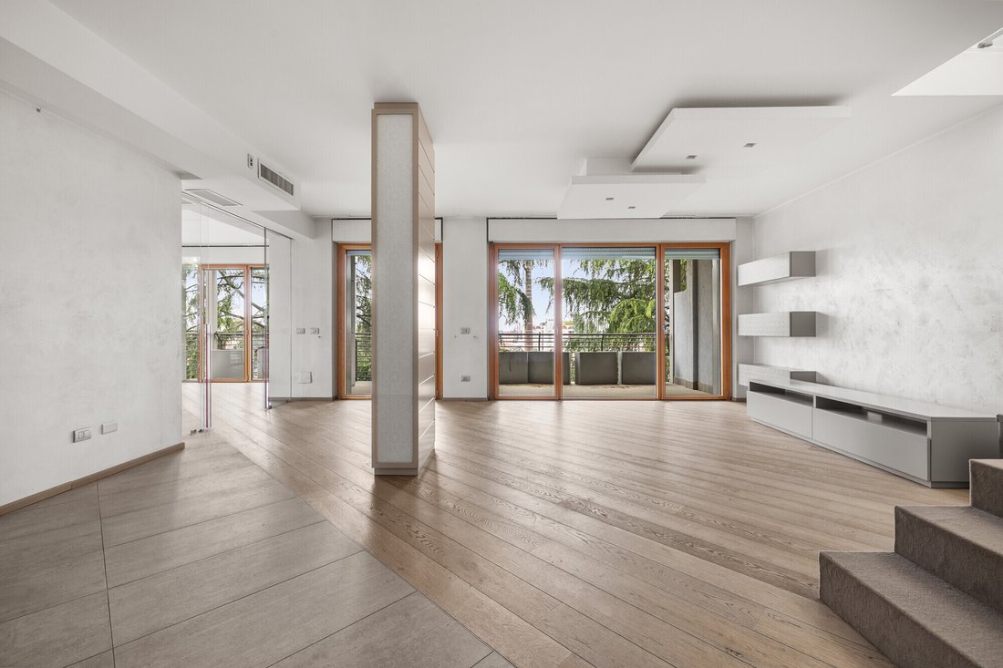 Penthouse in Centro, Gallarate, Lombardei 1 - 17887401