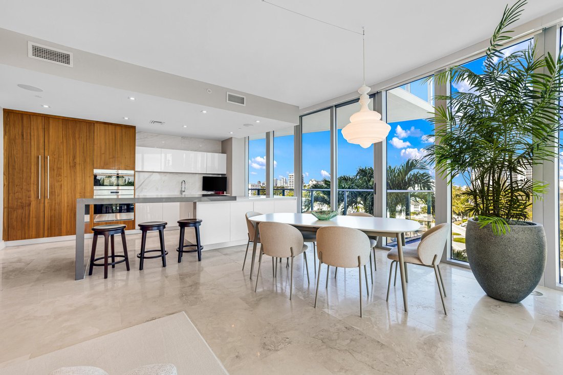 Condo in Fort Lauderdale, Florida, United States 4 - 17887426