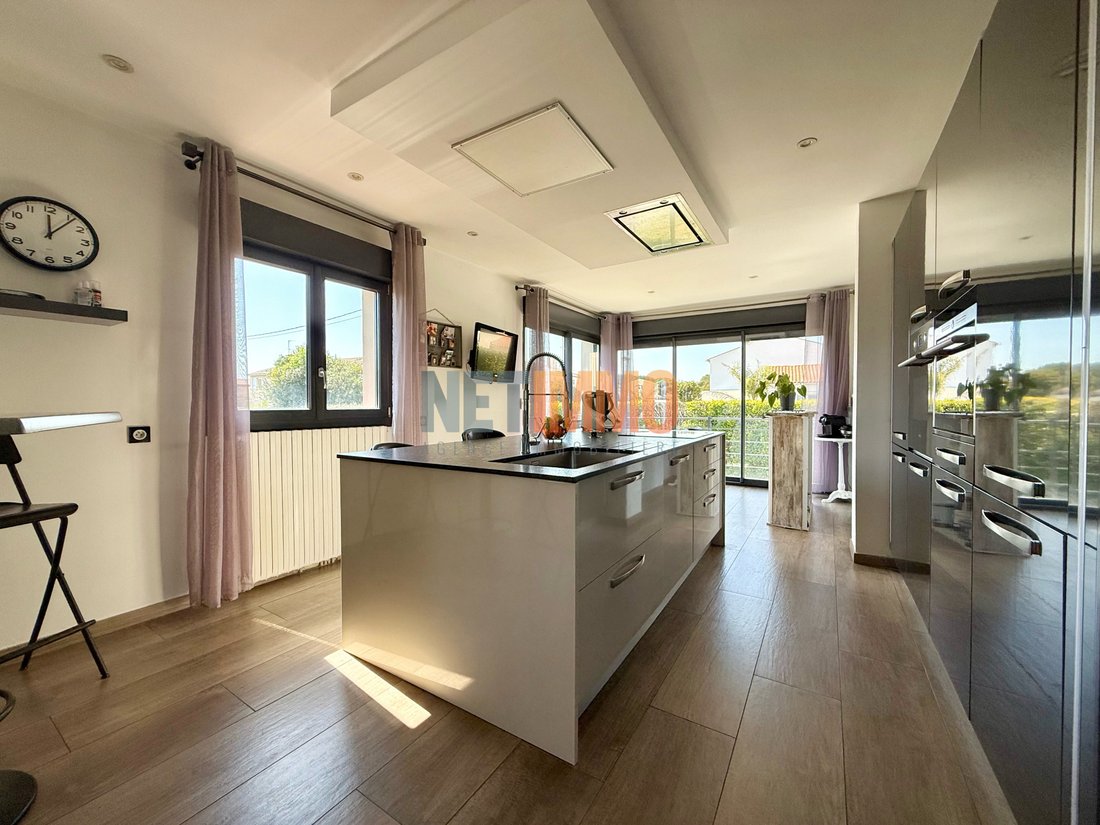 Villa in Centre Ville, Mauguio, France 5 - 17460999
