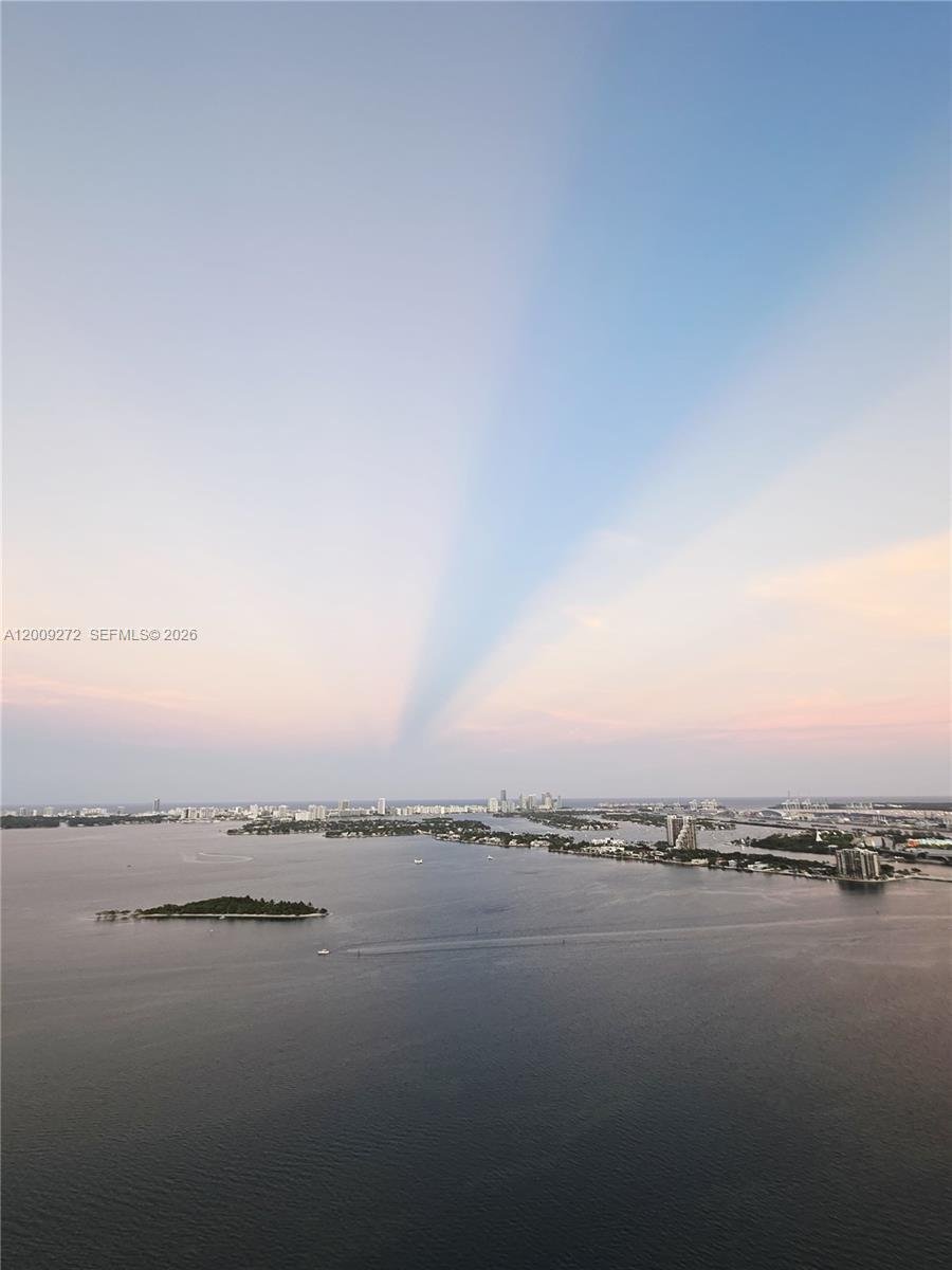 Condo in Miami, Florida, United States 2 - 17808726