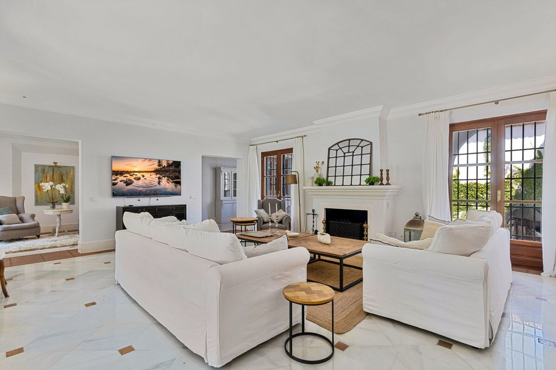 Villa in Guadalmina Baja, San Pedro de Alcantara, Spain 4 - 13741397