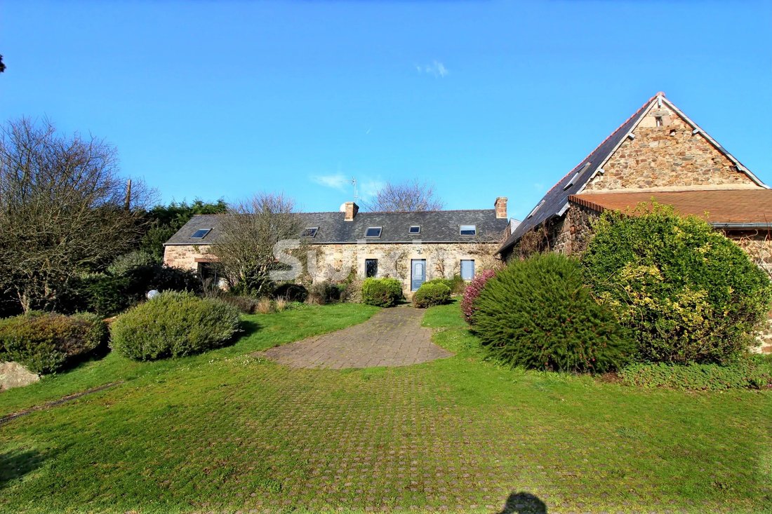 Estate in Sud Est, Perros-Guirec, France 3 - 17887553