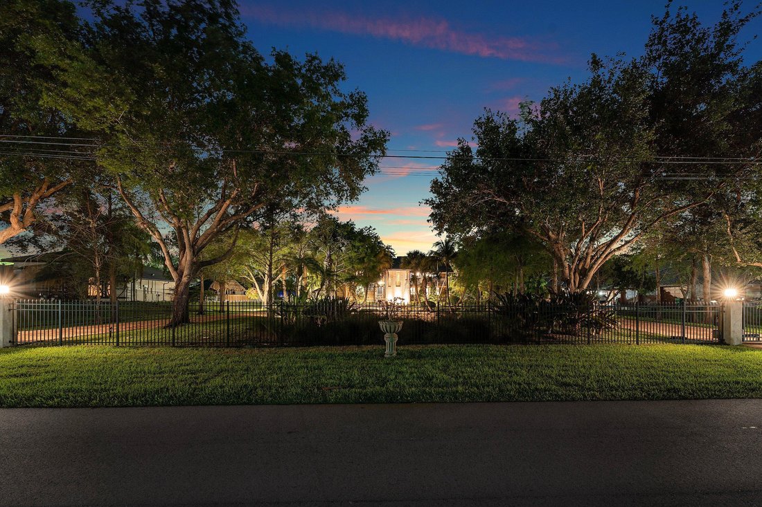 House in Parkland, Florida, United States 5 - 17887416