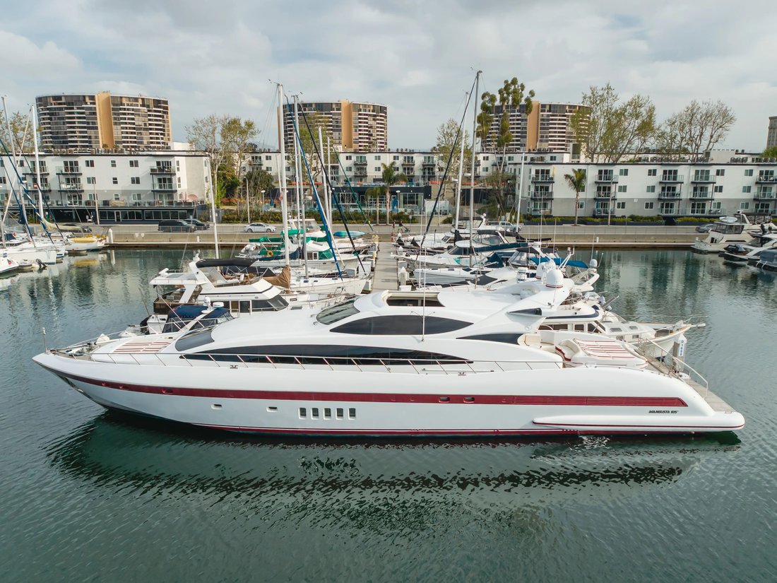 Motor Yacht in United States 1 - 17887472