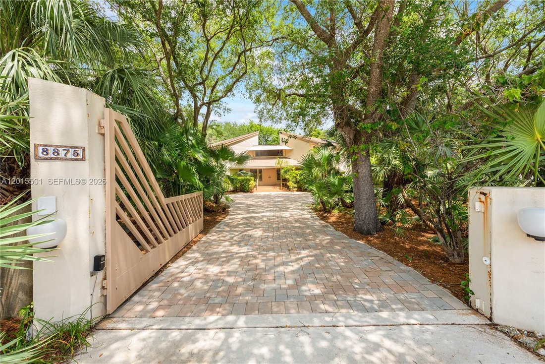 House in Miami, Florida, United States 4 - 17887496