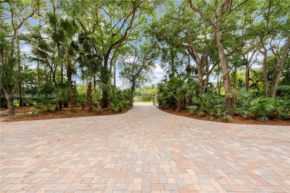 House in Miami, Florida, United States 5 - 17887496