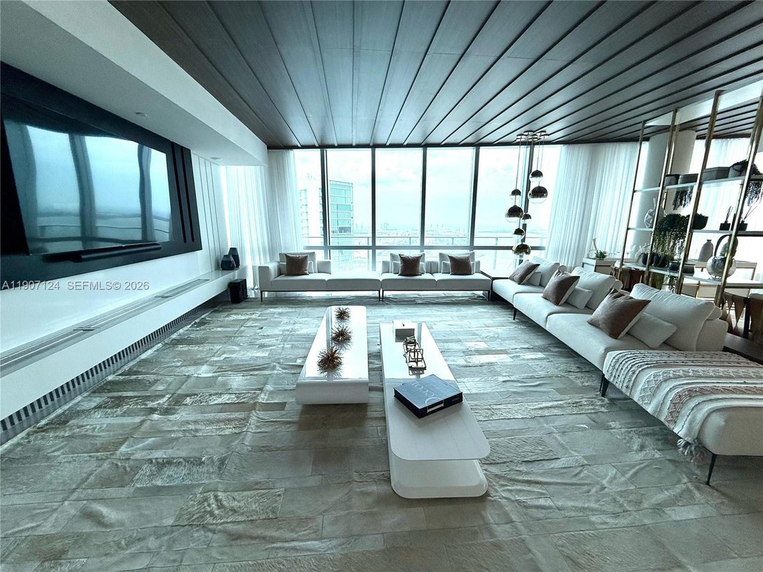 Condo in Miami, Florida, United States 1 - 16636264