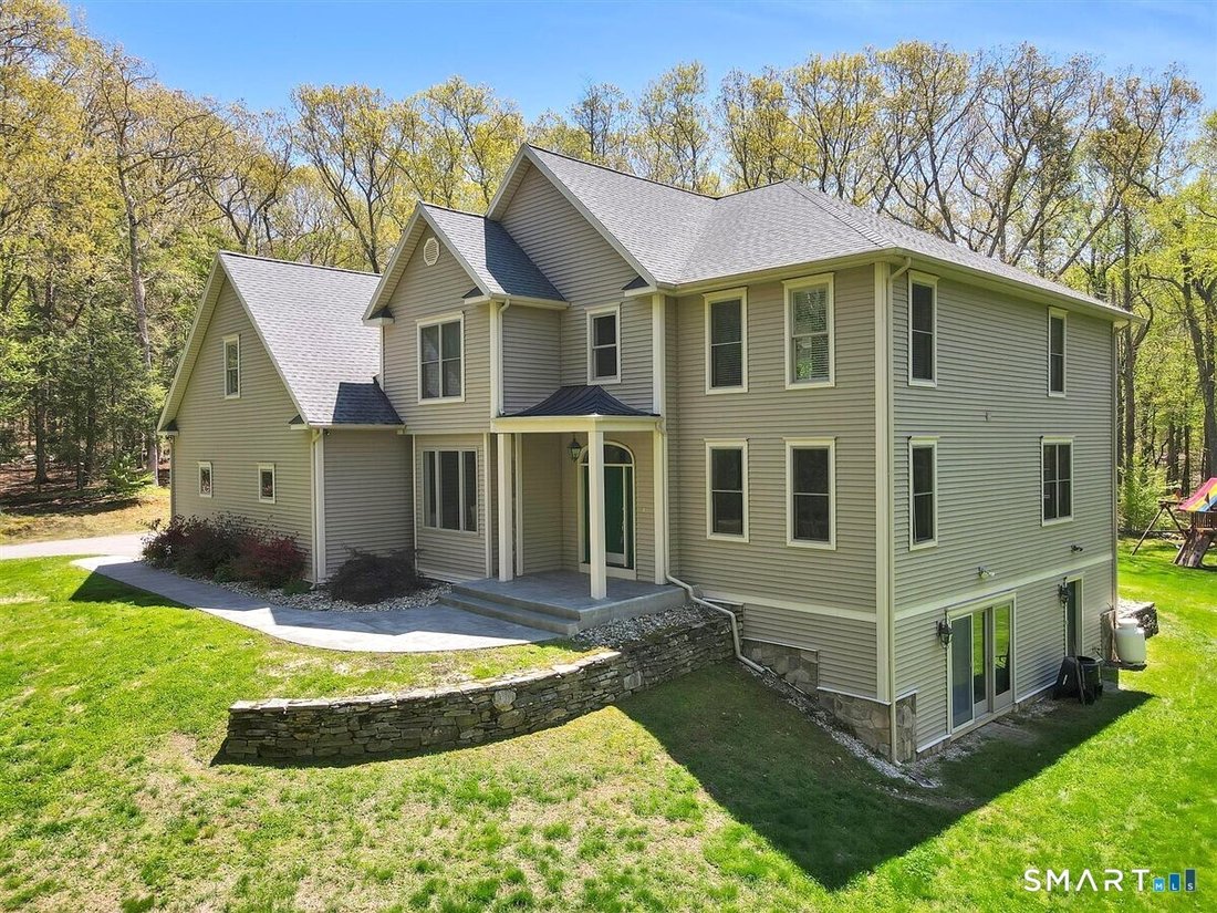 House in Columbia, Connecticut, United States 3 - 17887445