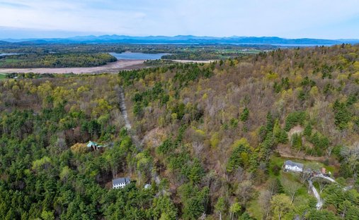 Land in Williston, Vermont, United States 1