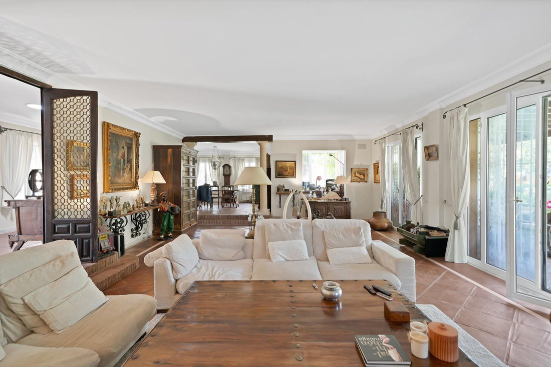 Villa in Nueva Andalucia, Marbella, Spain 4 - 17888556